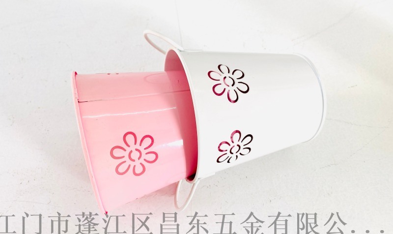 小水桶，雕花水桶，鐵皮桶，花園園藝產(chǎn)品